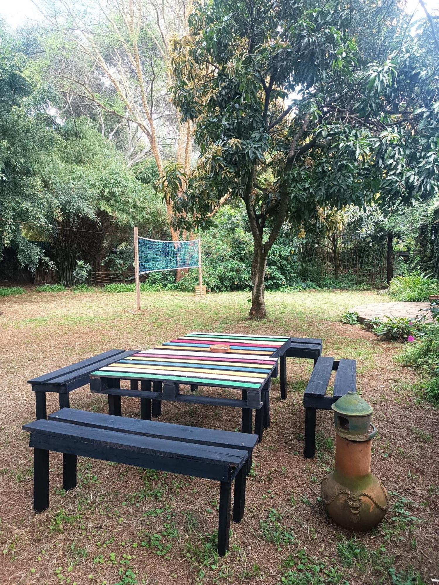 Mad Vervet Nairobi Backpackers Hostel Eksteriør billede